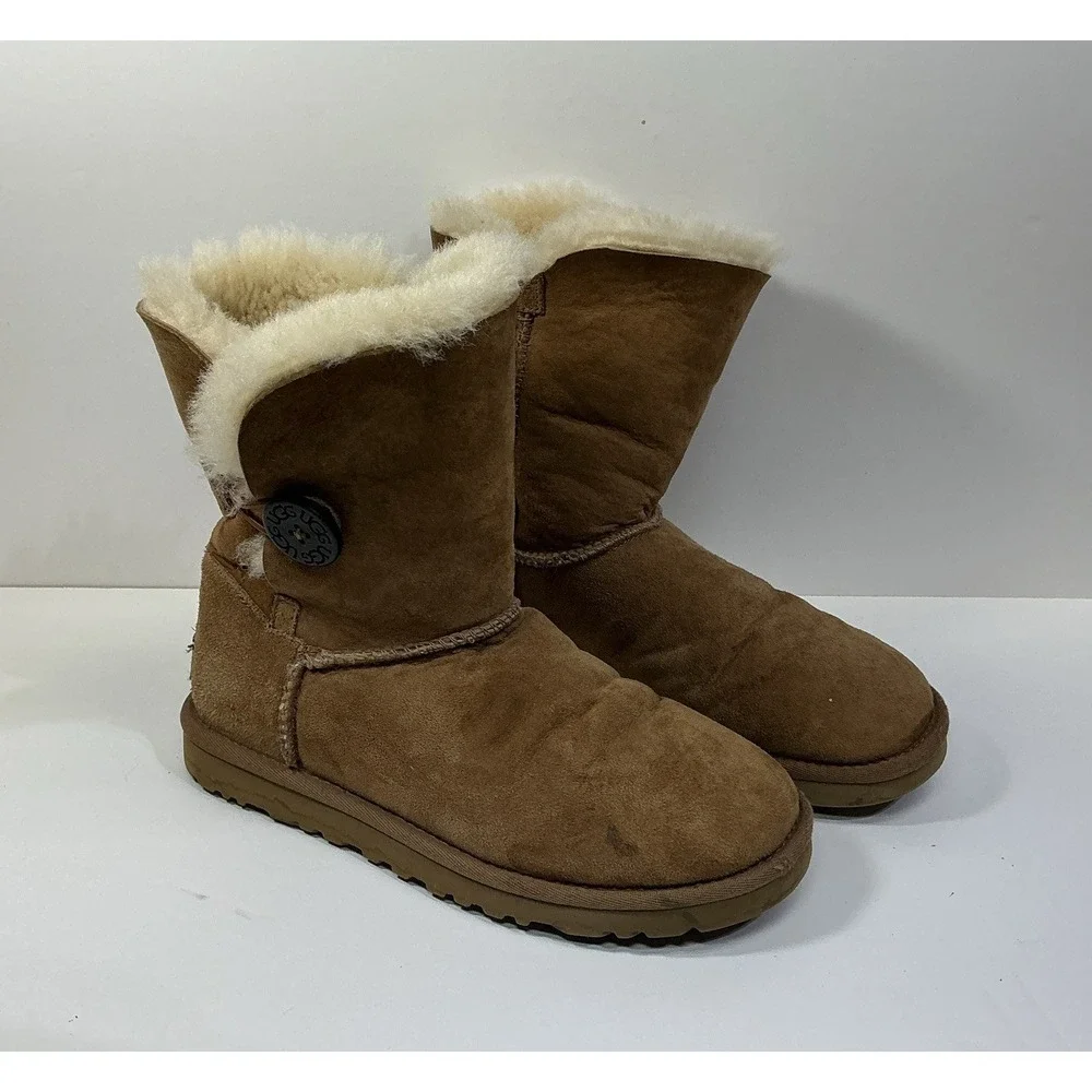 UGG Bailey Button Classic Boots Women Sz 5 Chestnut Brown Suede Leather Faux Fur